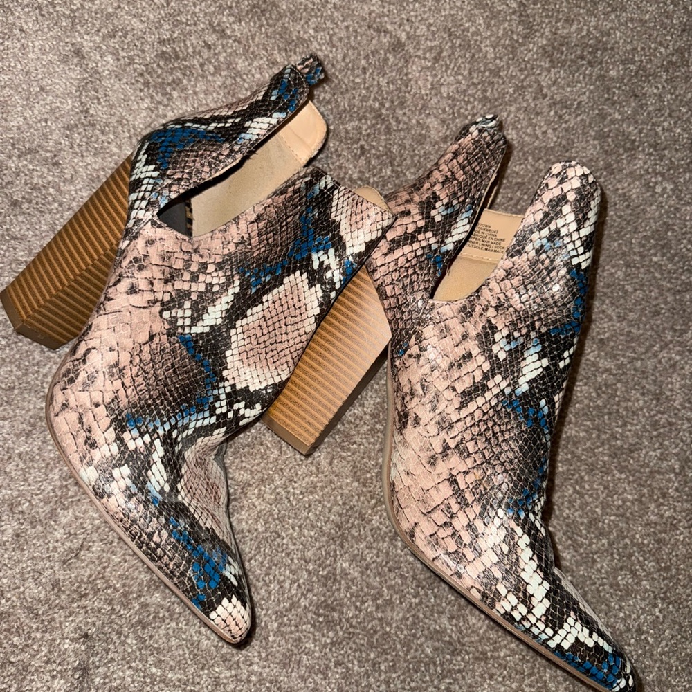 Stylish Snakeskin Ankle Boots